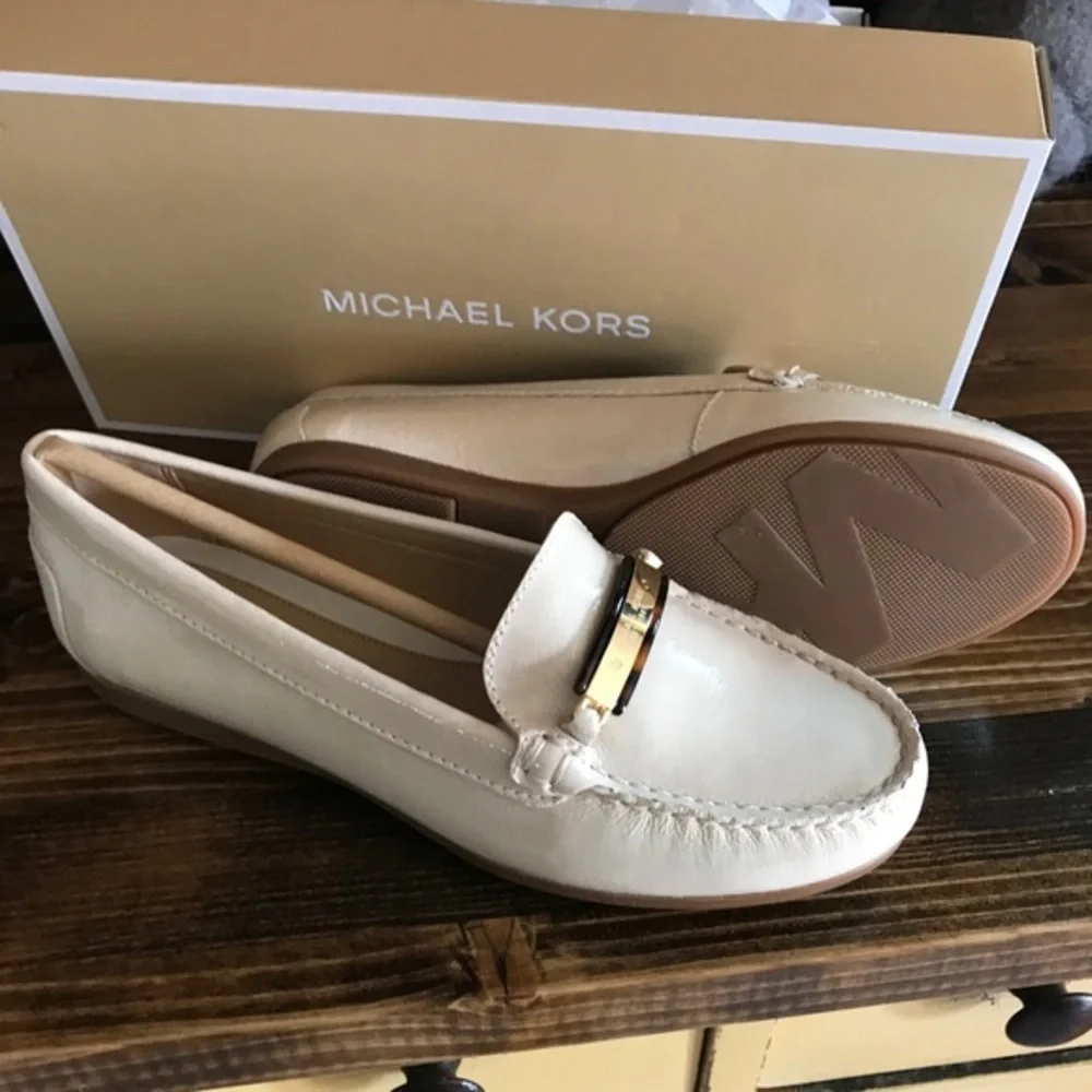NWB Michael Kors Tan Leather Slip Ons 5.5